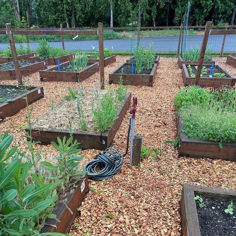 Eagle Ridge Community Garden Park water hose